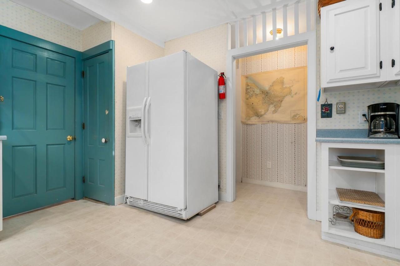Andrews Point Ocean Home 락포트 외부 사진