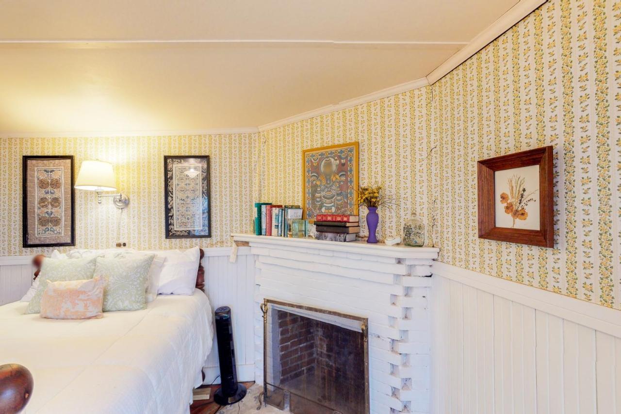Andrews Point Ocean Home 락포트 외부 사진