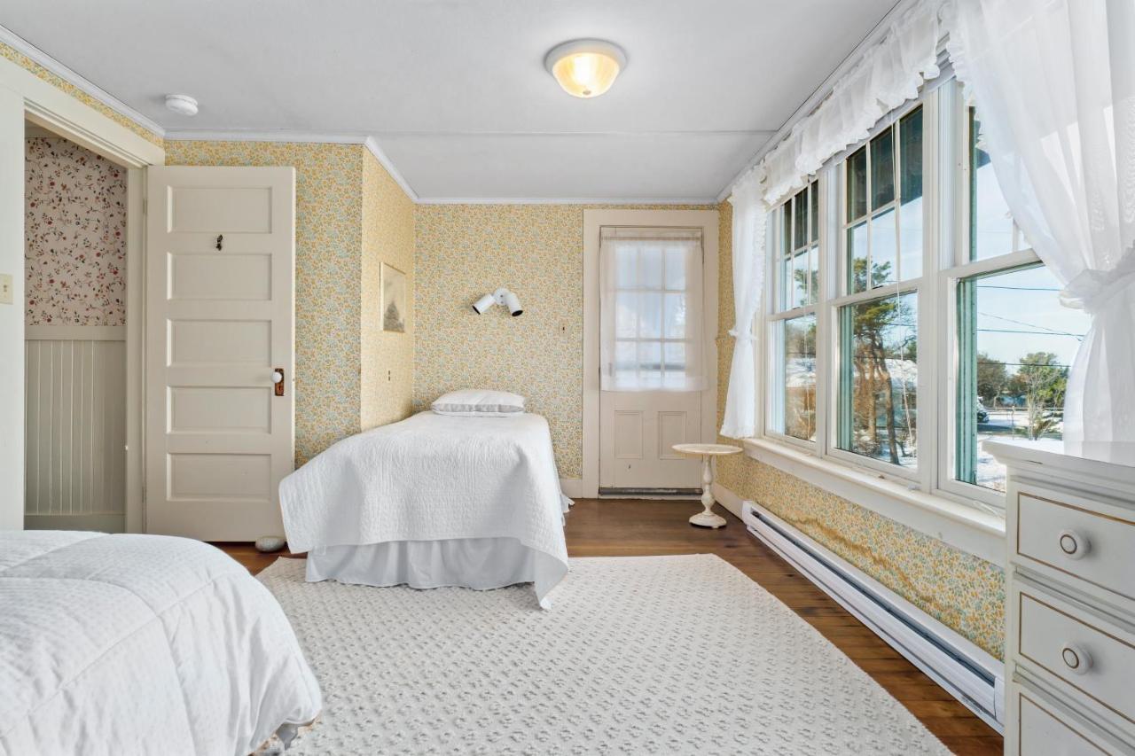 Andrews Point Ocean Home 락포트 외부 사진