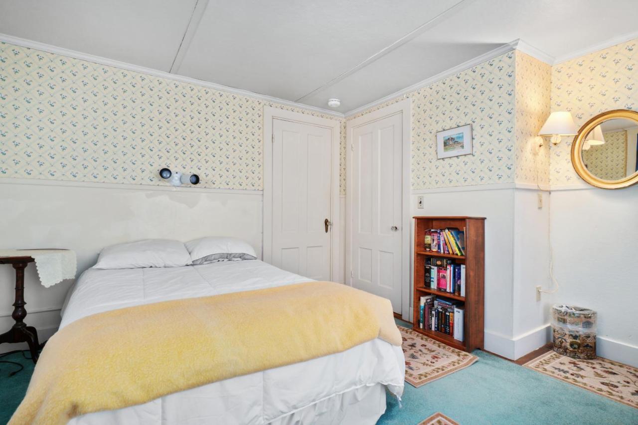 Andrews Point Ocean Home 락포트 외부 사진